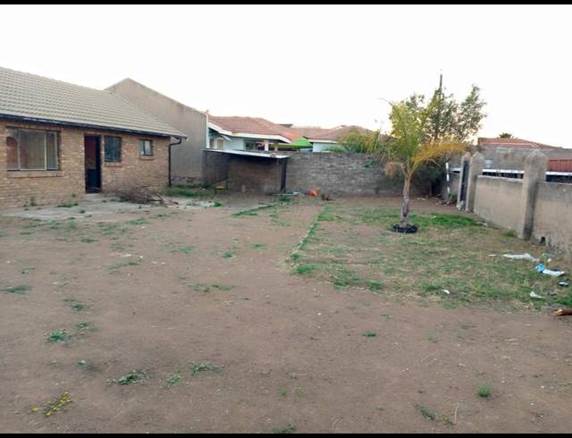2 BEDROOM HOUSE FOR SALE IN SOSHANGUVE LL